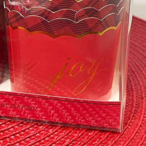 Simply Baked Baking Cups Red Joy 75 pieces NWT - Picture 3 of 5